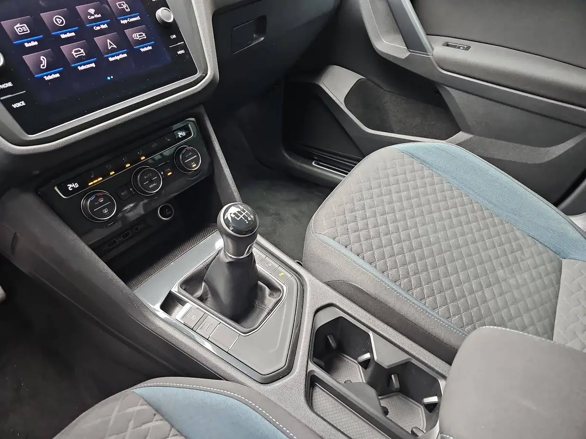 VW TIGUAN 2.0 TDI IQ.DRIVE ACC SPURPAKET TAILER-ASSIST PDC A