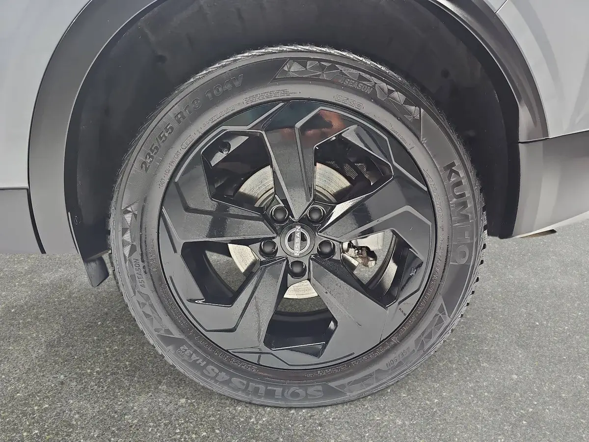 NISSAN QASHQAI 1.5 VC-T E-POWER BLACK EDITION LM