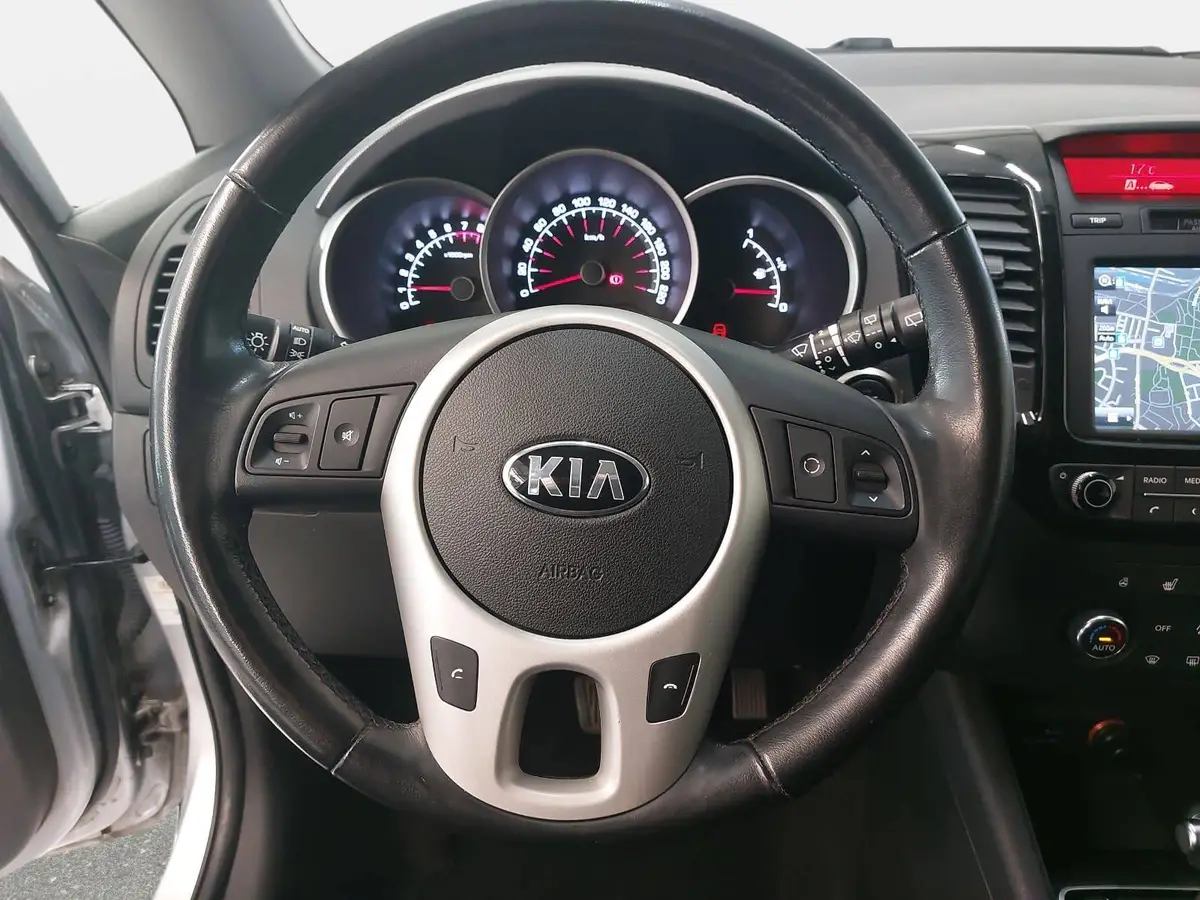KIA VENGA 1.6 CVVT DREAM TEAM