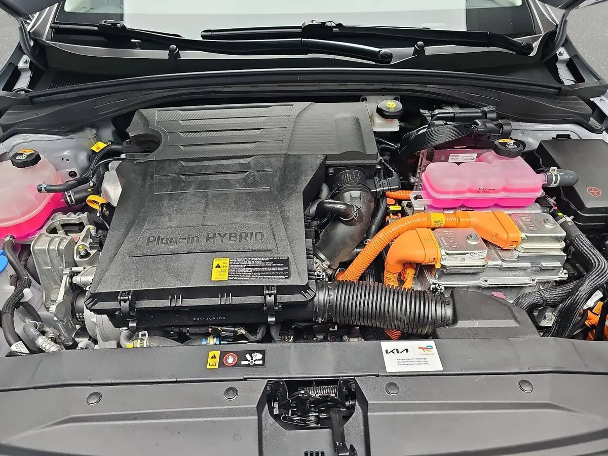 KIA CEED SW 1.6 GDI PLUG-IN-HYBRID SPIRIT SITZKOMFORT TECHNOLOGIE P-ASSIST DAB