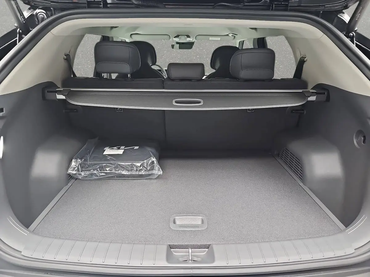 KIA EV3 81.4 KWH EARTH MJ26 WINTER-CONNECT BUSINESS UPGRADE DRIVEWISE-PARK