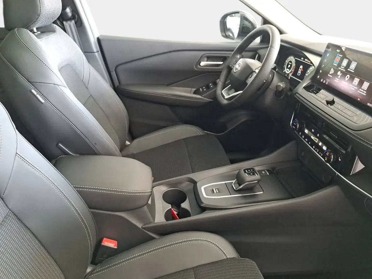 NISSAN QASHQAI 1.3 DIG-T MHEV AUTO. MJ27 N-CONNECTA WINTER EL-HECKKLAPPE PANO