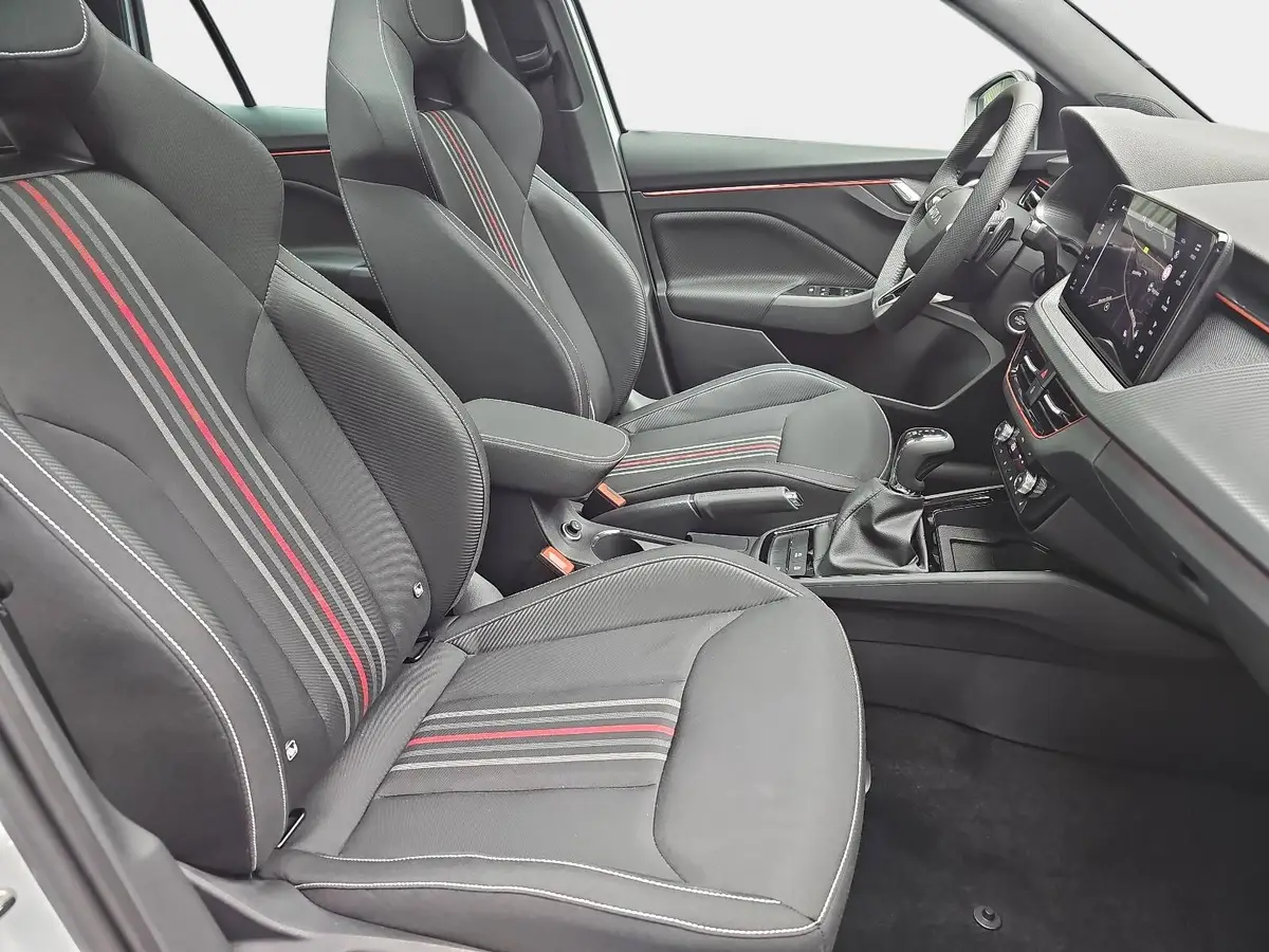 SKODA KAMIQ 1.5 TSI DSG MONTE CARLO NAVI MATRIX-LED PANO WINTE