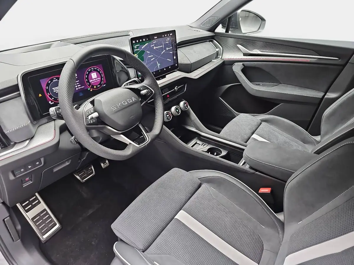 SKODA KODIAQ 1.5 TSI DSG SPORTLINE NAVI LED ACC WINTER 7-S KAME