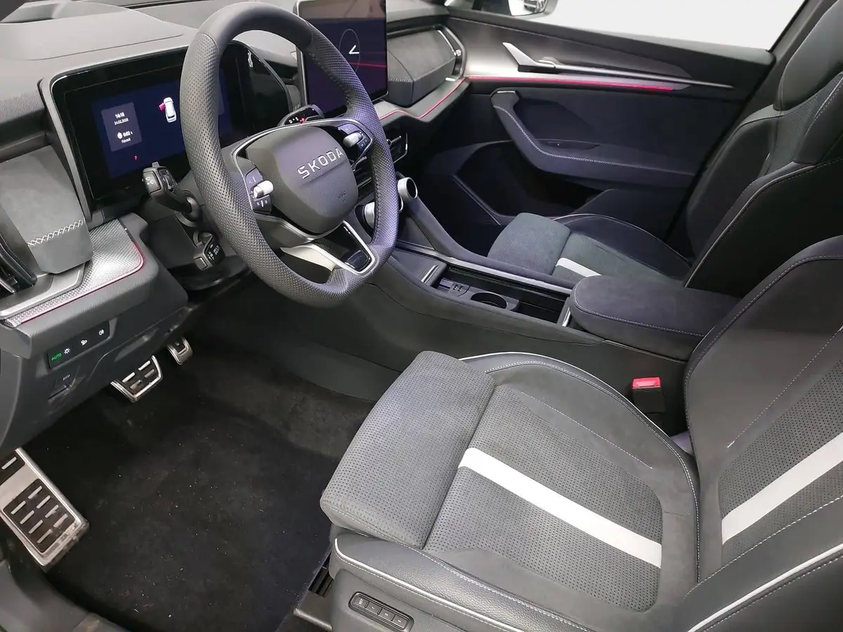 SKODA KODIAQ 1.5 TSI DSG SPORTLINE NAVI LED ACC PANO WINTER AHK