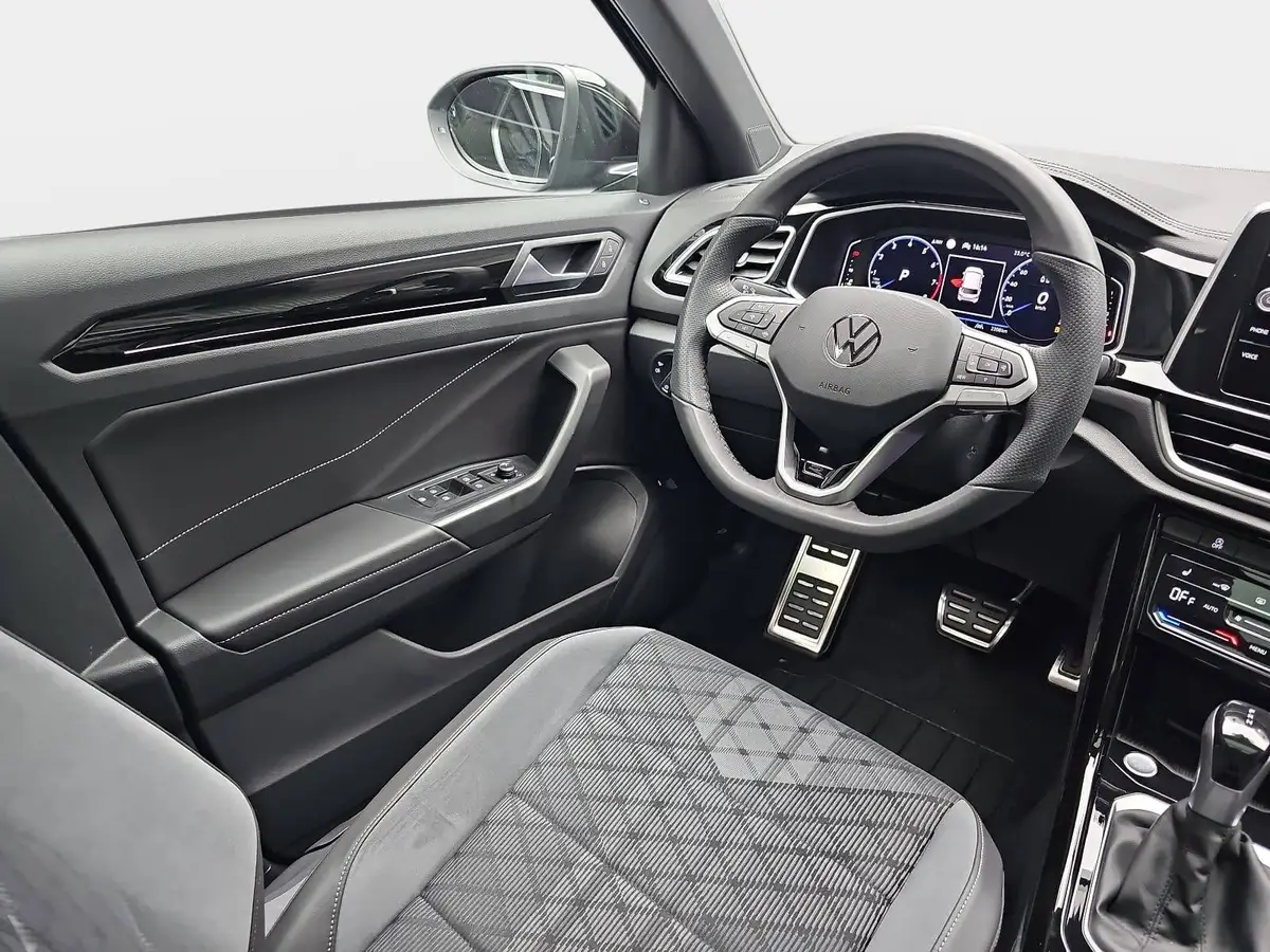 VW T-ROC 1.5 TSI DSG R-LINE NAVI LED LM17