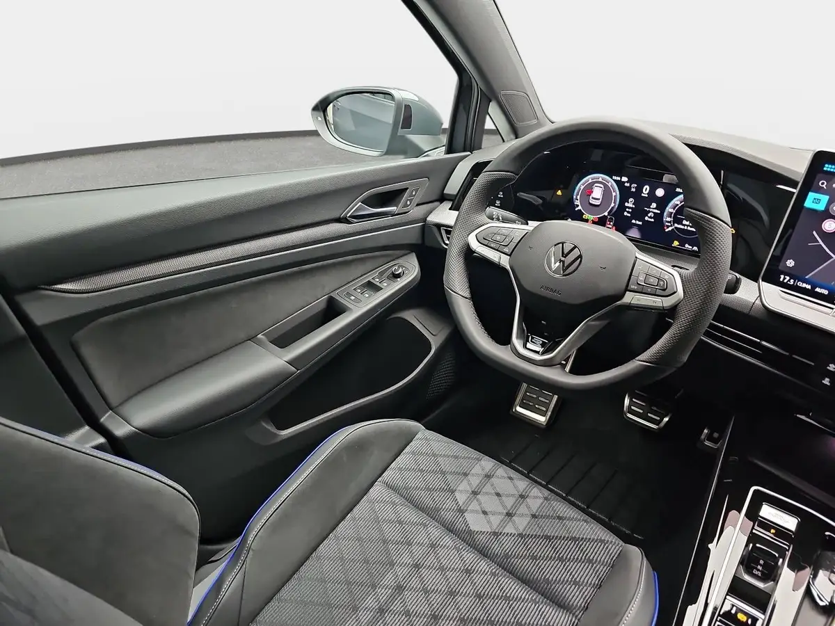 VW GOLF 1.5 ETSI DSG VIII R-LINE NAVI MATRIX-LED