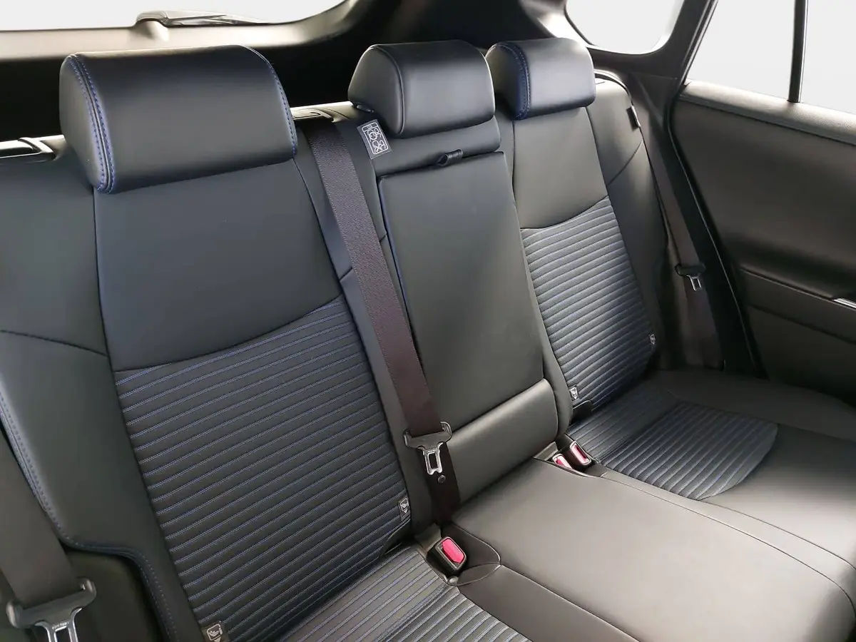 TOYOTA RAV 4 2.5 VVT-I HYBRID ECVT NAVI LED ACC WINTER PANO 360