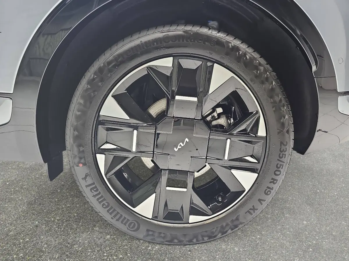 KIA SPORTAGE 1.6 T-GDI 180 AWD DCT GT-LINE MJ26 SCHW.DACH DRIVEWISE SOUND