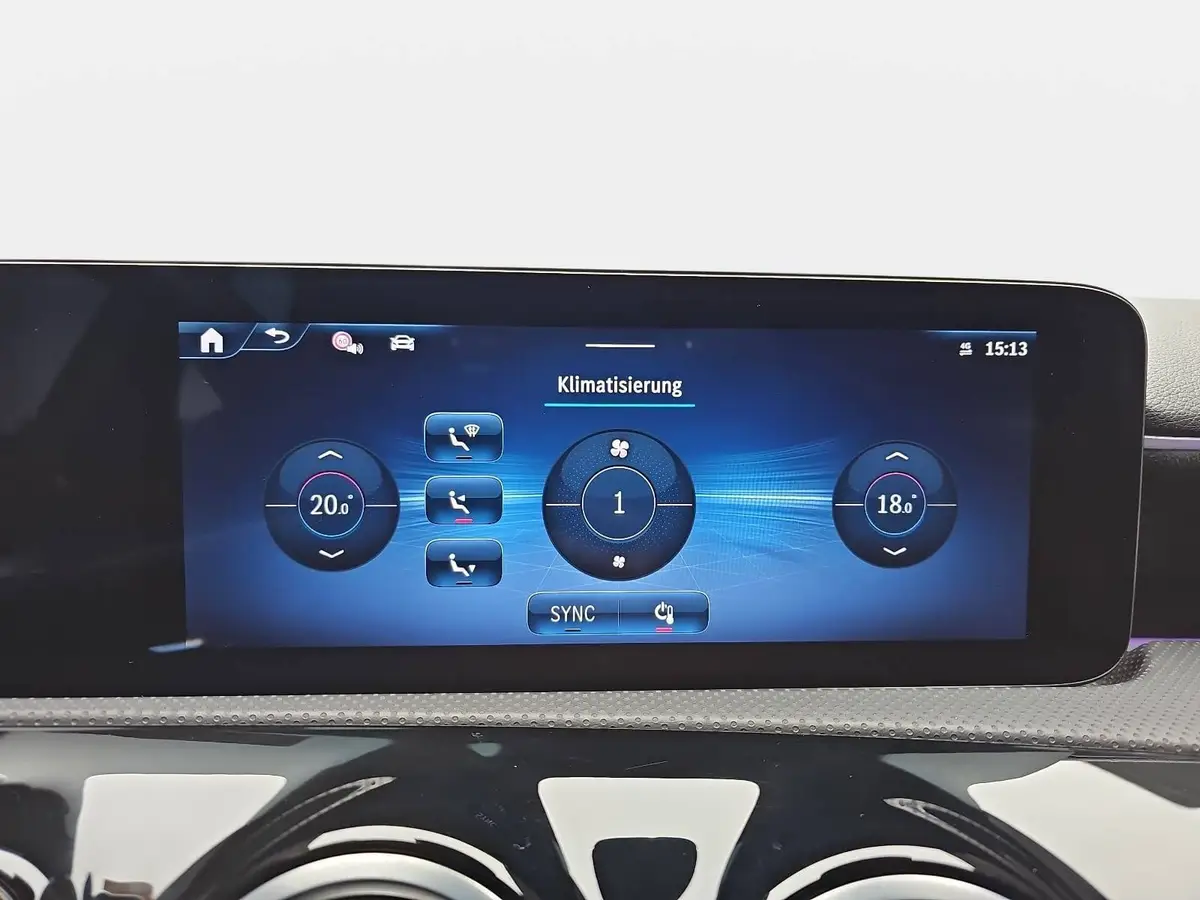 MERCEDES-BENZ A 180 DCT AMG LINE NAVI LED MBUX WINTER KAMERA LM18