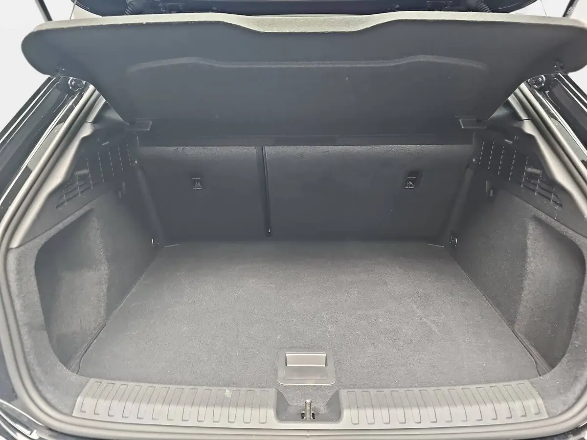 AUDI A3 35 TFSI DSG SPORTBACK S LINE LED KAMERA LM18