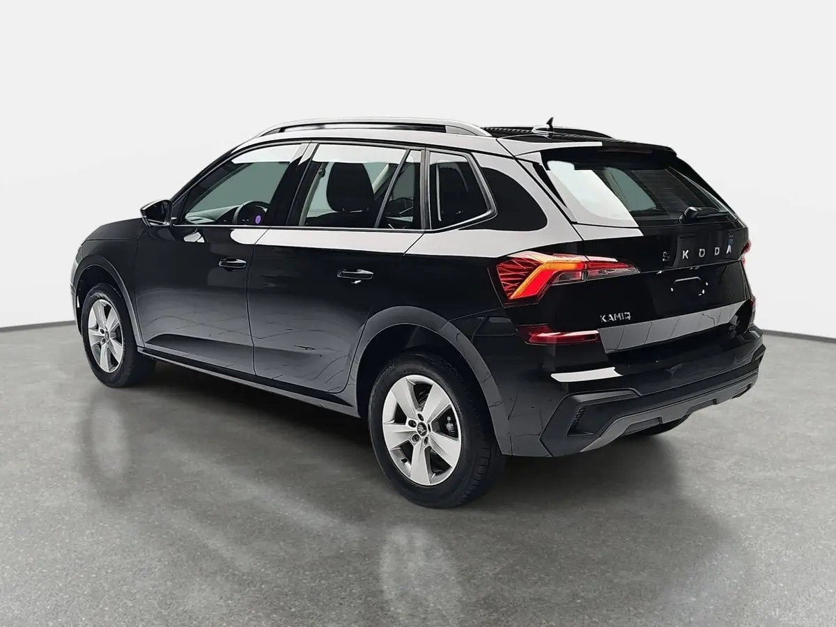 SKODA KAMIQ 1.0 TSI DSG 130 JAHRE LED KLIMAUTO WINTER SICHT LM