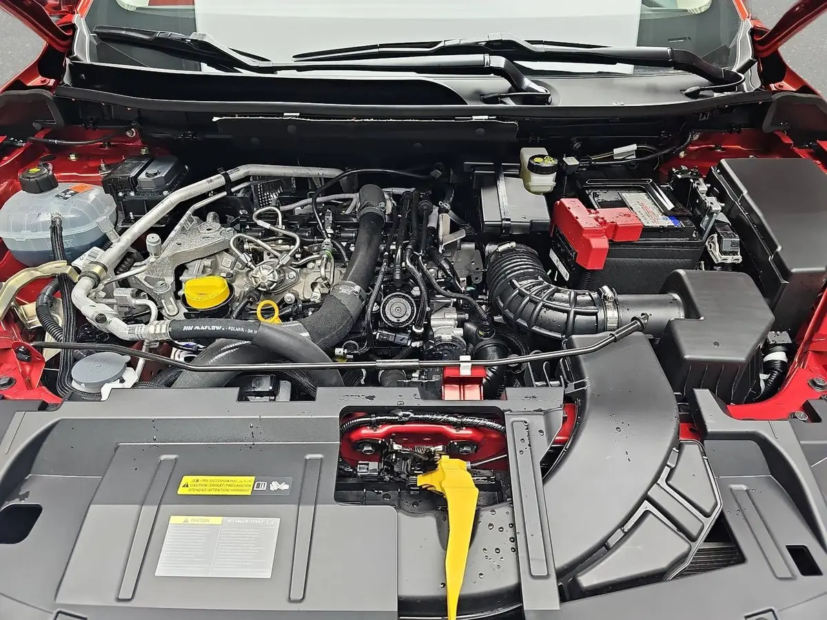 NISSAN QASHQAI 1.3 DIG-T XTRONIC N-CONNECTA PANO WINTER