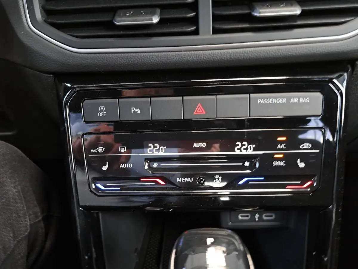 VW T-CROSS 1.0 TSI DSG R-LINE NAVI MATRIX-LED