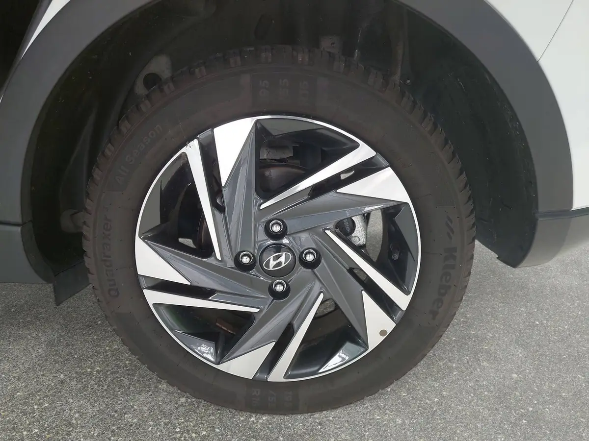 HYUNDAI BAYON 1.2 PURE 2WD KLIMA DAB