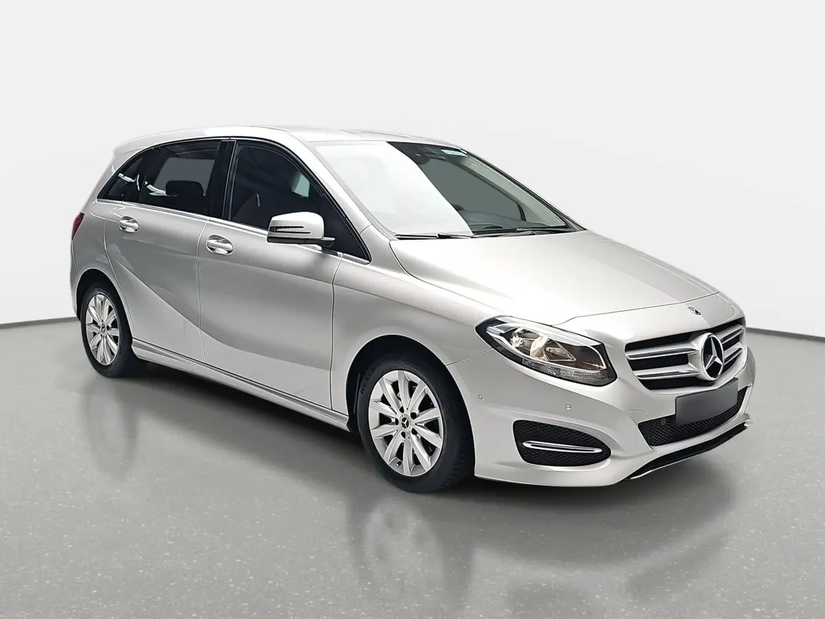 MERCEDES-BENZ B 180 STYLE GRA WINTER AHK