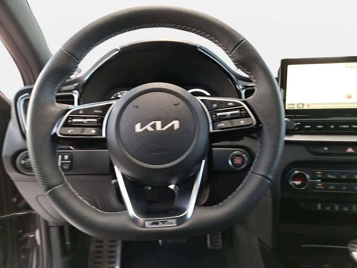 KIA CEED SW 1.5 T-GDI DCT7 GT-LINE TECHNOLOGIE LEDER PERFORMANCE