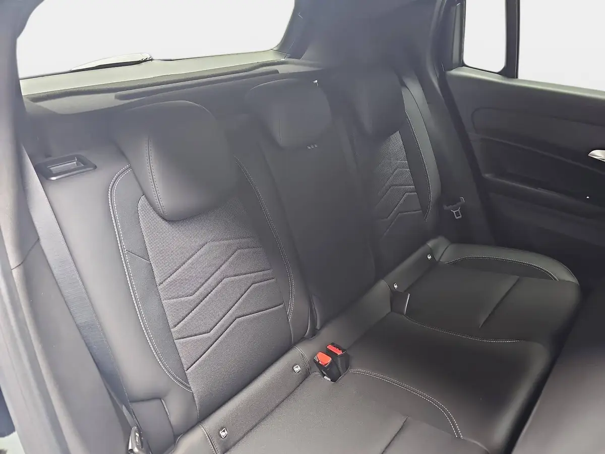 JEEP AVENGER 1.2 E-HYBRID T3 DCT BLACK EDITION MJ26 INFOTAINMENT & KOMFORTPAKET