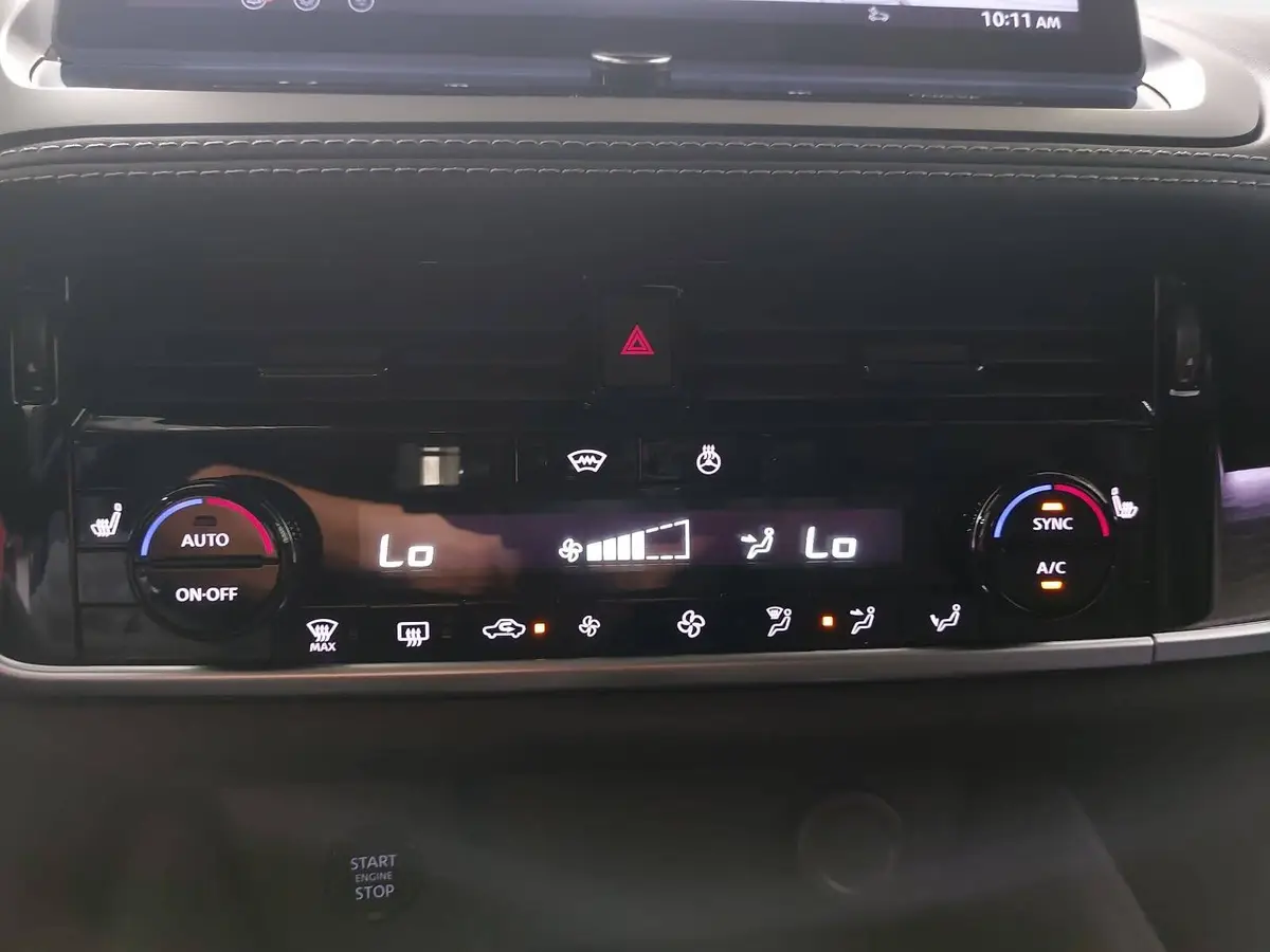 NISSAN QASHQAI 1.3 DIG-T MHEV AUTO. MJ27 TEKNA PANORAMA BOSE HEAD-UP-DISPLAY