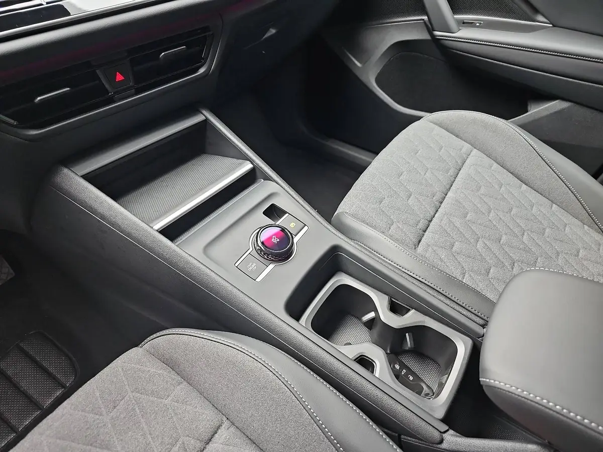 VW TIGUAN 2.0 TDI DSG LIFE LED-PLUS ACC WINTER EL.HECKKLAPPE