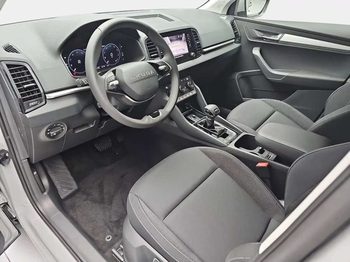 SKODA KAROQ 1.5 TSI DSG SELECTION NAVI LED ACC WINTER KAMERA A