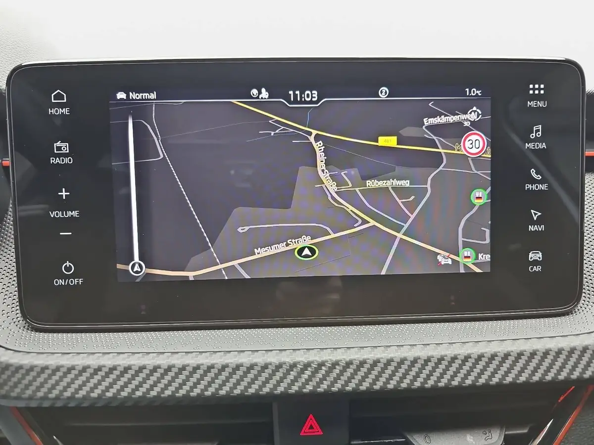 SKODA KAMIQ 1.5 TSI DSG MONTE CARLO NAVI MATRIX-LED PANO WINTE