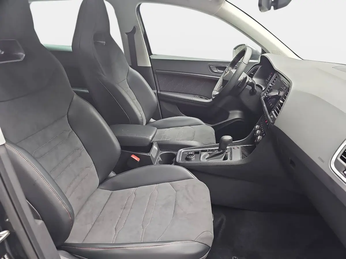 CUPRA ATECA 1.5 TSI DSG NAVI LED ACC PANO EL.HECKKLAPPE WINTER