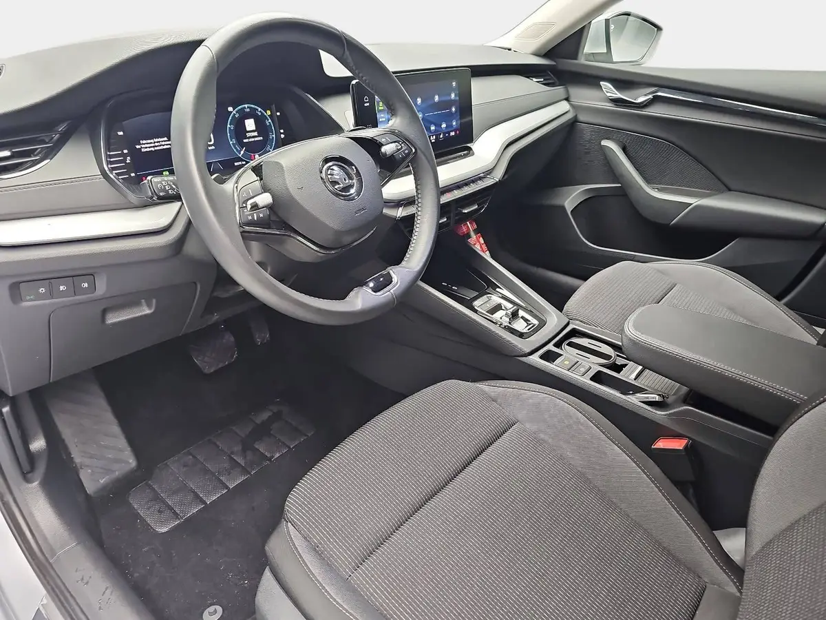 SKODA OCTAVIA COMBI 1.0 TSI DSG E-TEC AMBITION LED
