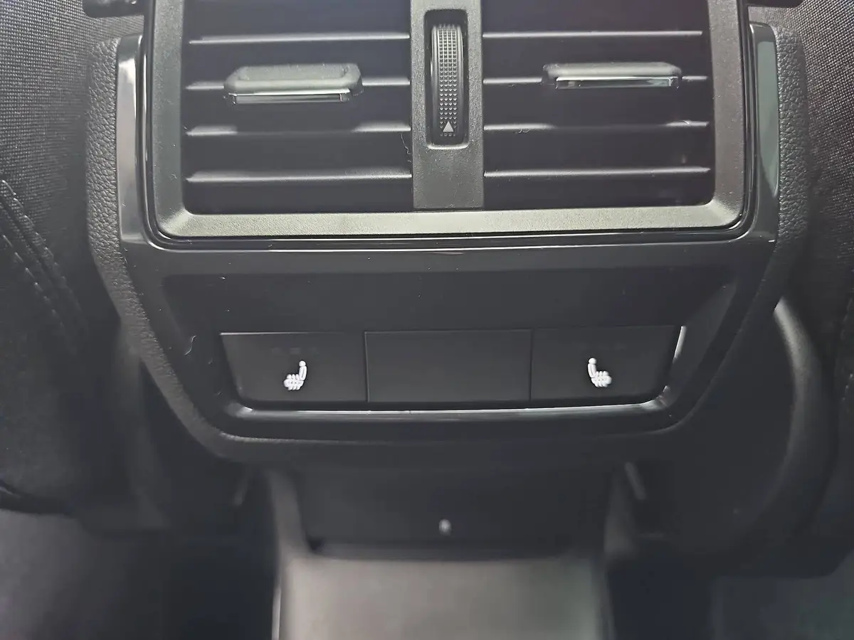 SKODA KAROQ 2.0 TSI DSG SPORTLINE 4X4 NAVI LED