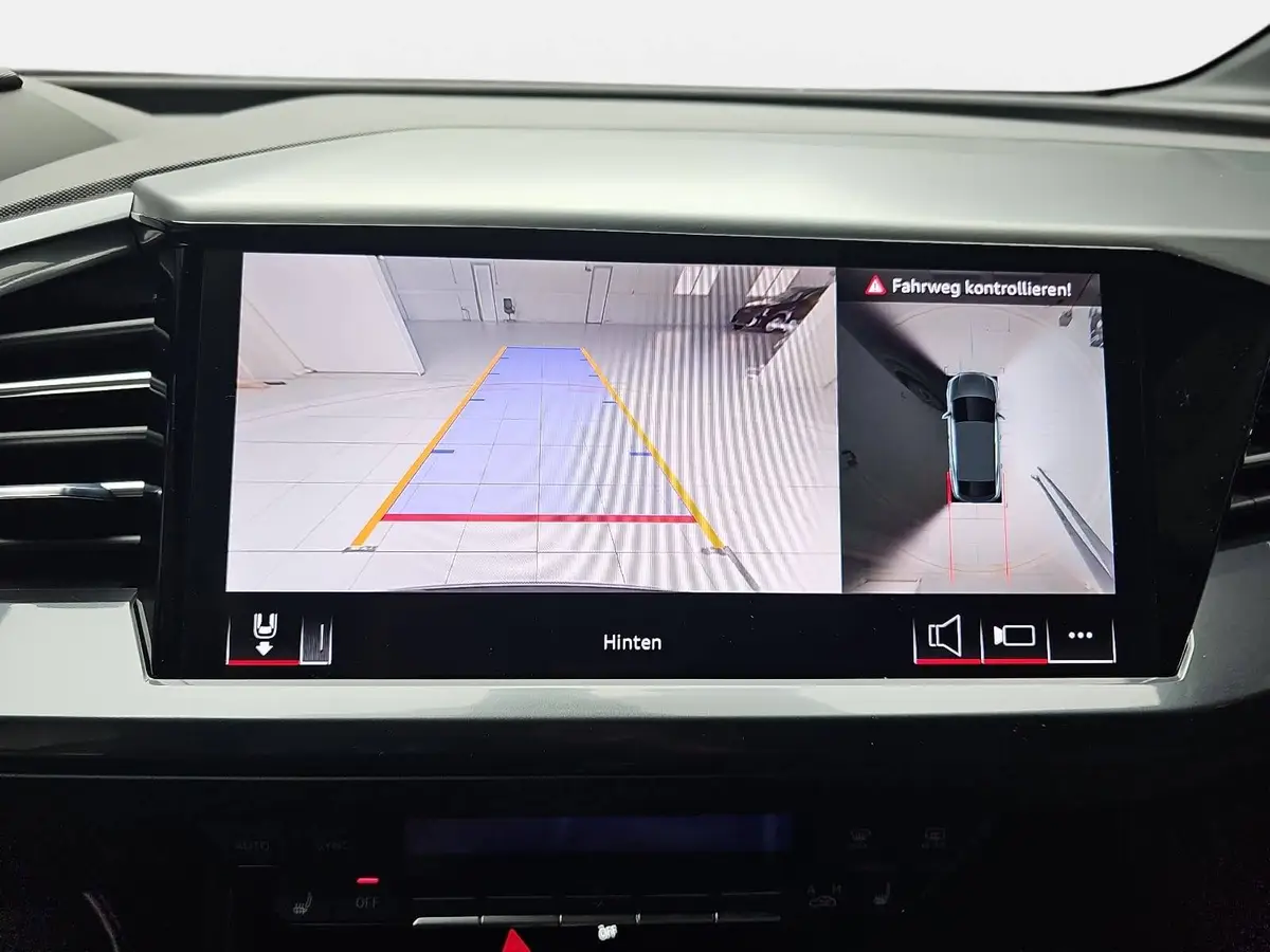 AUDI Q4 E-TRON 45 QUATTRO SPORTBACK 77 KWH NAVI