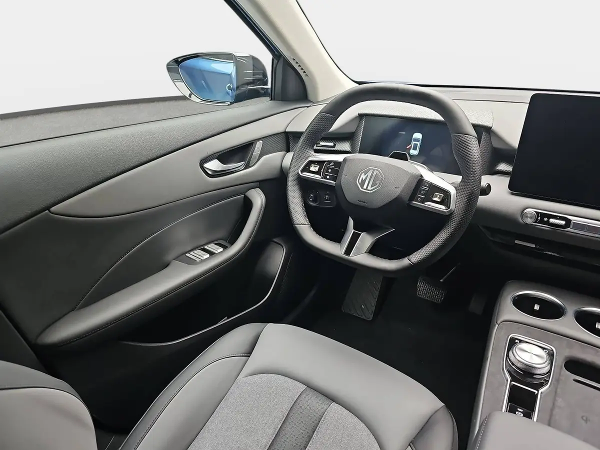 MG S5 EV 64 KWH MY26 LUXURY