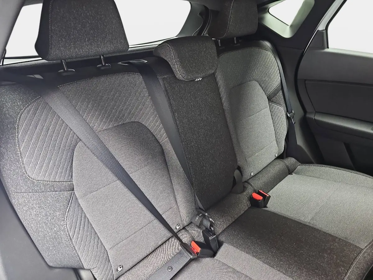 RENAULT CAPTUR II 1.3 TCE 160 EDC TECHNO LED KLIMA DAB KAMERA LM1