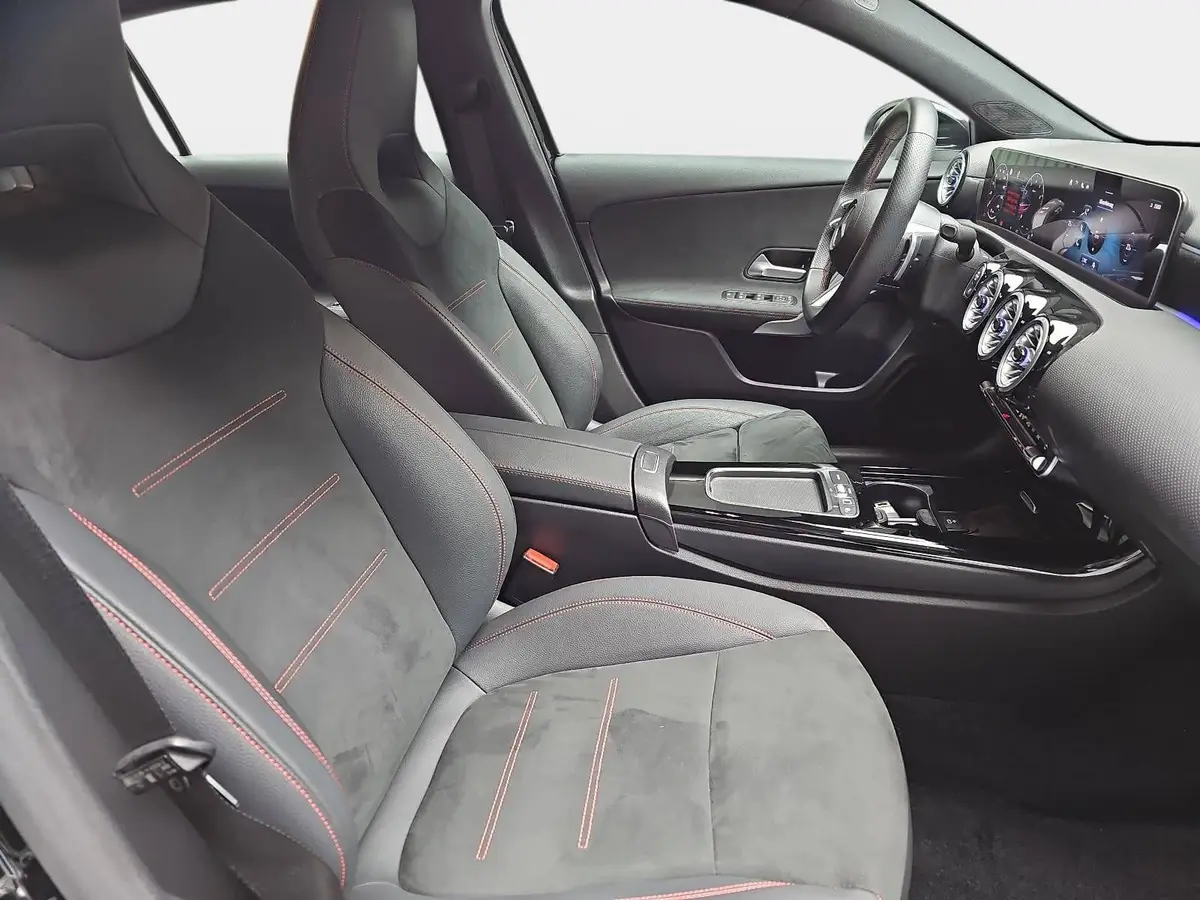 MERCEDES-BENZ A 180 DCT AMG LINE NAVI LED MBUX WINTER KAMERA LM18