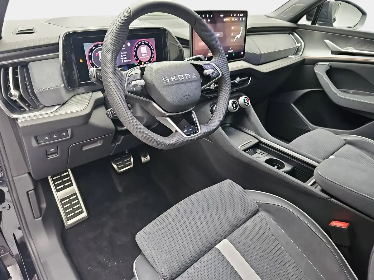 SKODA KODIAQ 2.0 TSI DSG SPORTLINE 4X4 NAVI LED