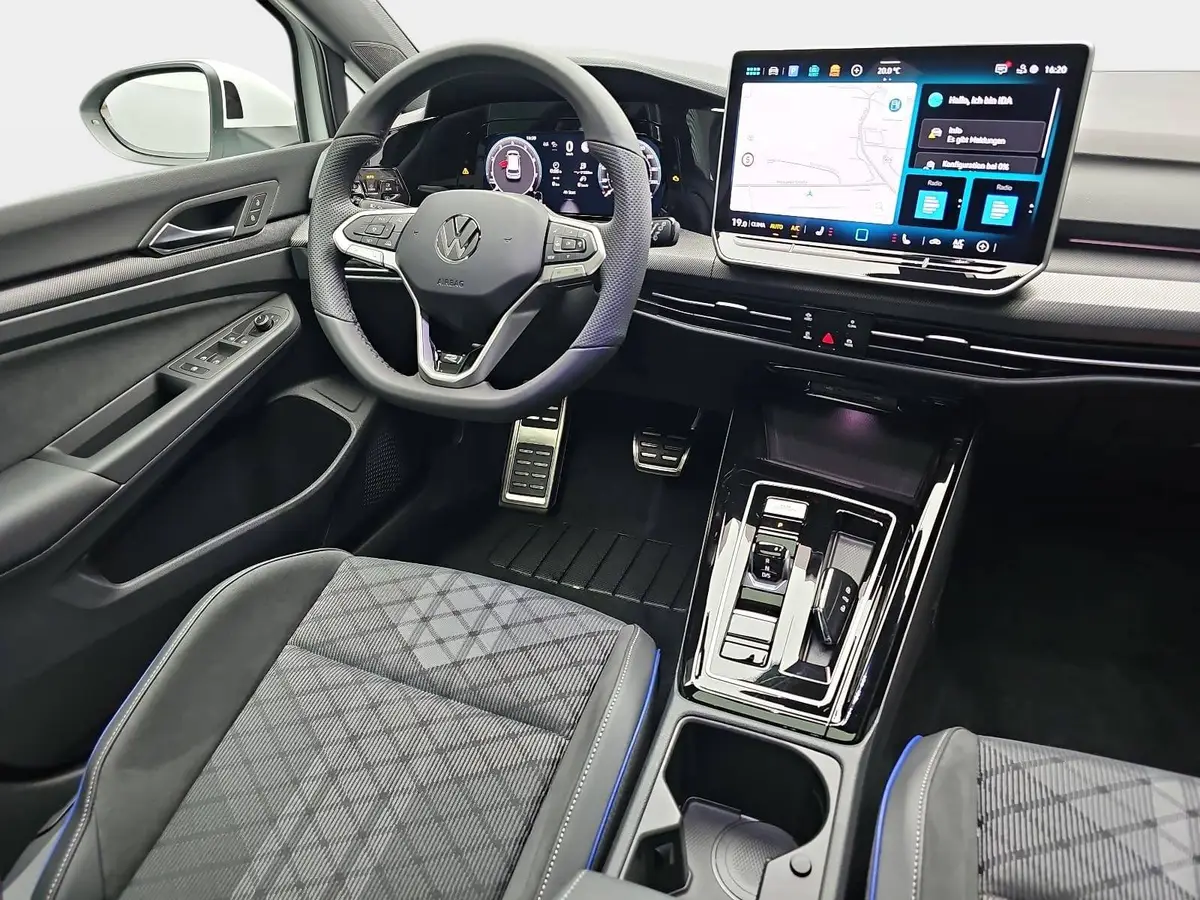 VW GOLF 1.5 ETSI DSG VIII R-LINE NAVI MATRIX-LED
