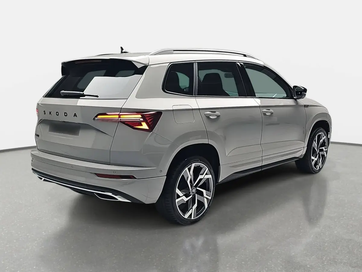 SKODA KAROQ 1.5 TSI DSG SPORTLINE NAVI LED-MATRIX PANO CANTON