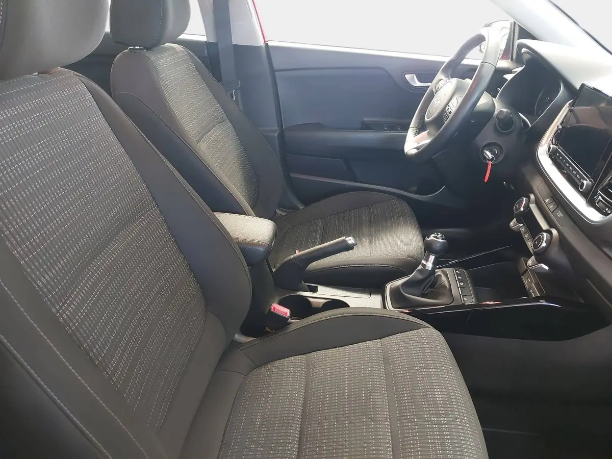 KIA STONIC 1.2 VISION MJ24