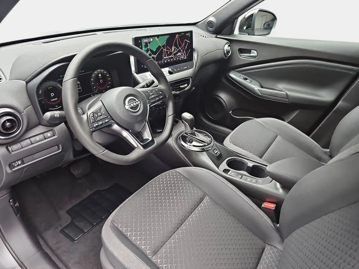 NISSAN JUKE 1.6 HYBRID AUTO. N-CONNECTA WINTER FRONTSCHEIBENHEIZUNG