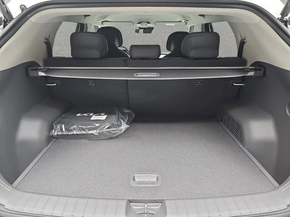 KIA EV3 81.4 KWH EARTH MJ26 WINTER-CONNECT BUSINESS UPGRADE DRIVEWISE-PARK