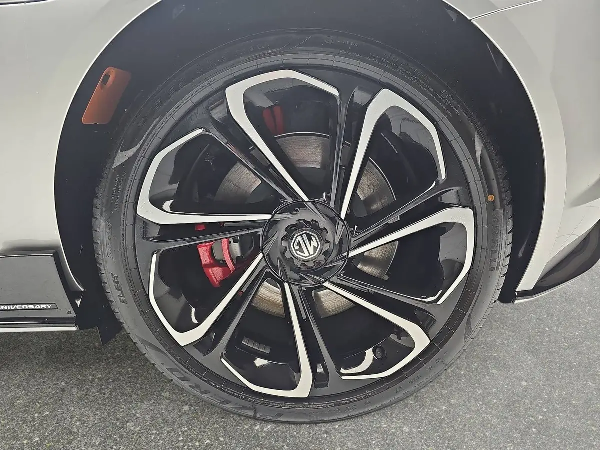 MG CYBERSTER EV 77 KWH MY26 XPOWER