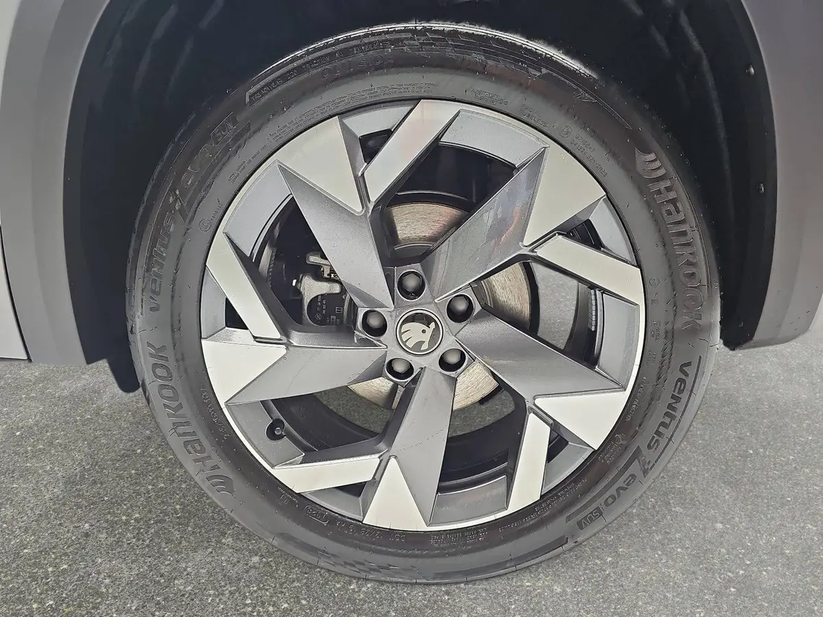 SKODA KODIAQ 1.5 TSI DSG SPORTLINE NAVI LED ACC WINTER KAMERA A