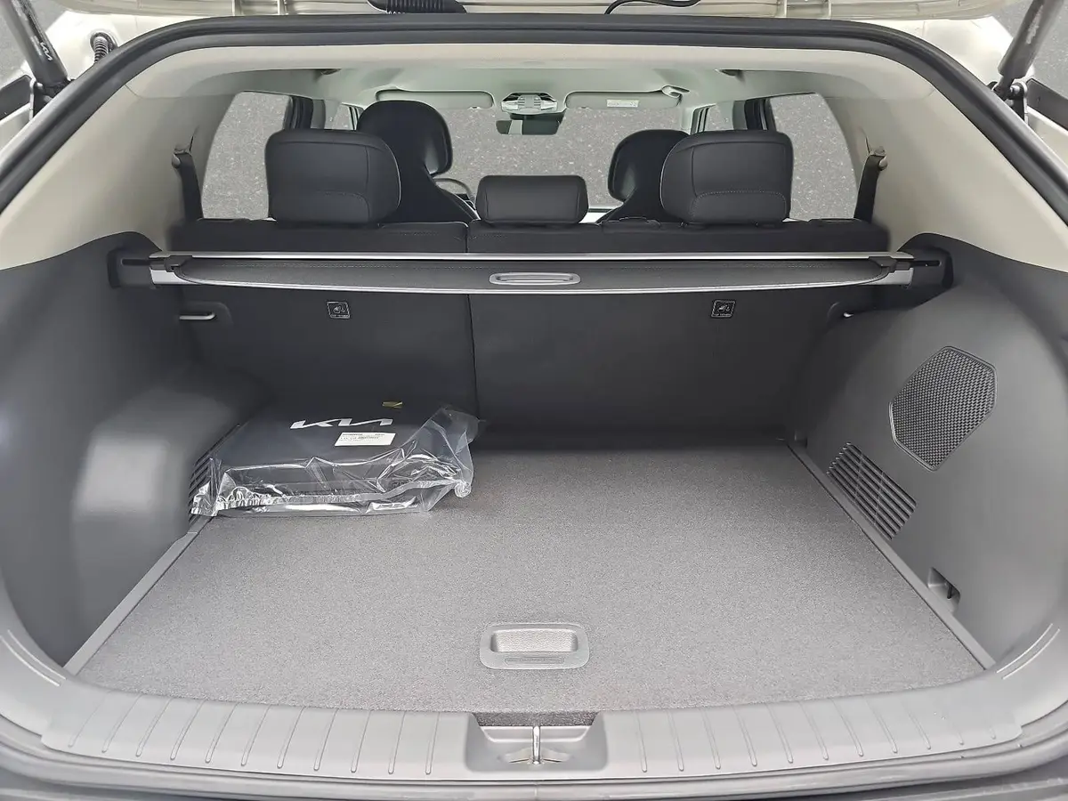 KIA EV3 81.4 KWH EARTH MJ26 WINTER BUSIN. UPGRADE DRIVEWISE-PARK DESIGN SOUND