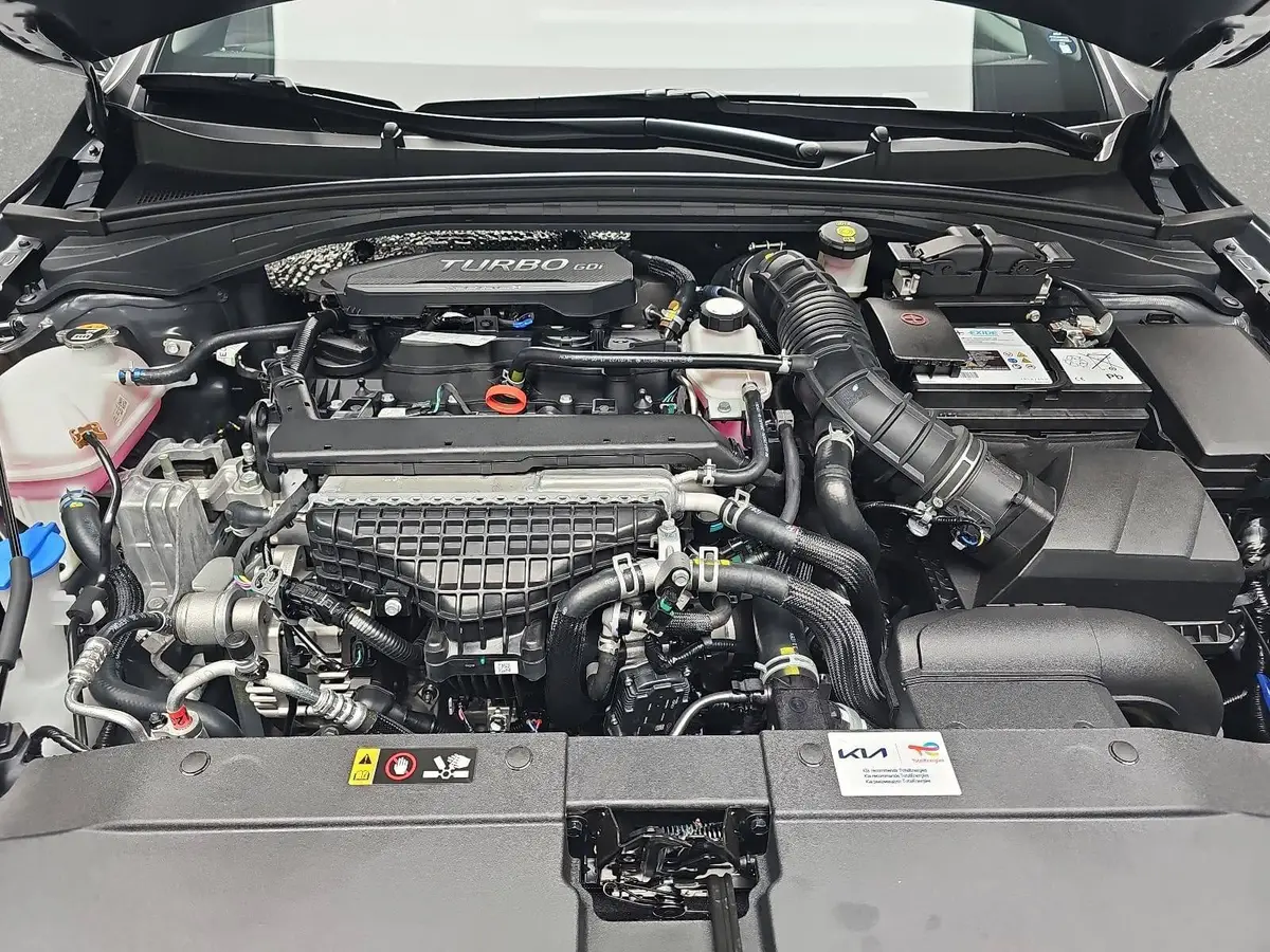 KIA XCEED 1.6 T-GDI 150 DCT SPIRIT MJ27 SOUND SITZ ADVANCED