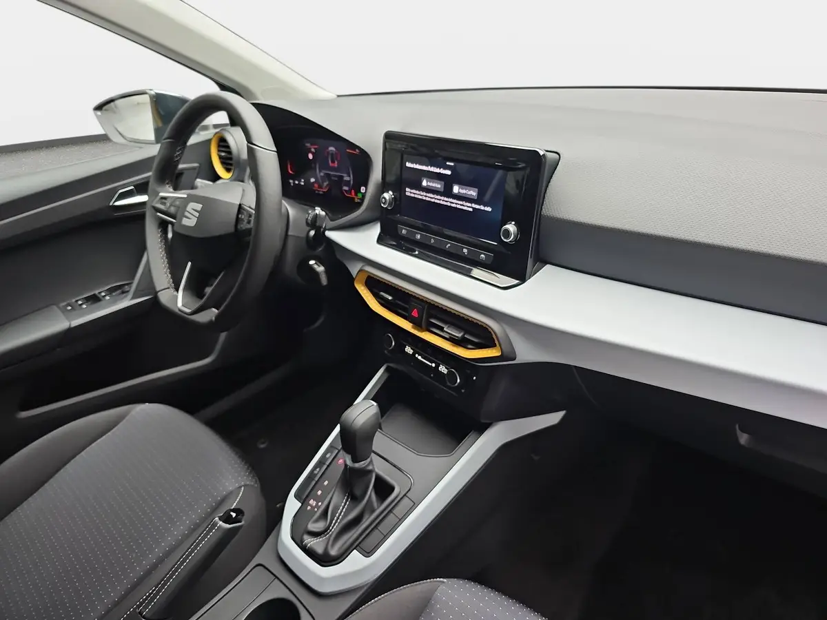 SEAT ARONA 1.0 TSI DSG STYLE LED KLIMAAUTO SMARTLINK PDC LM16