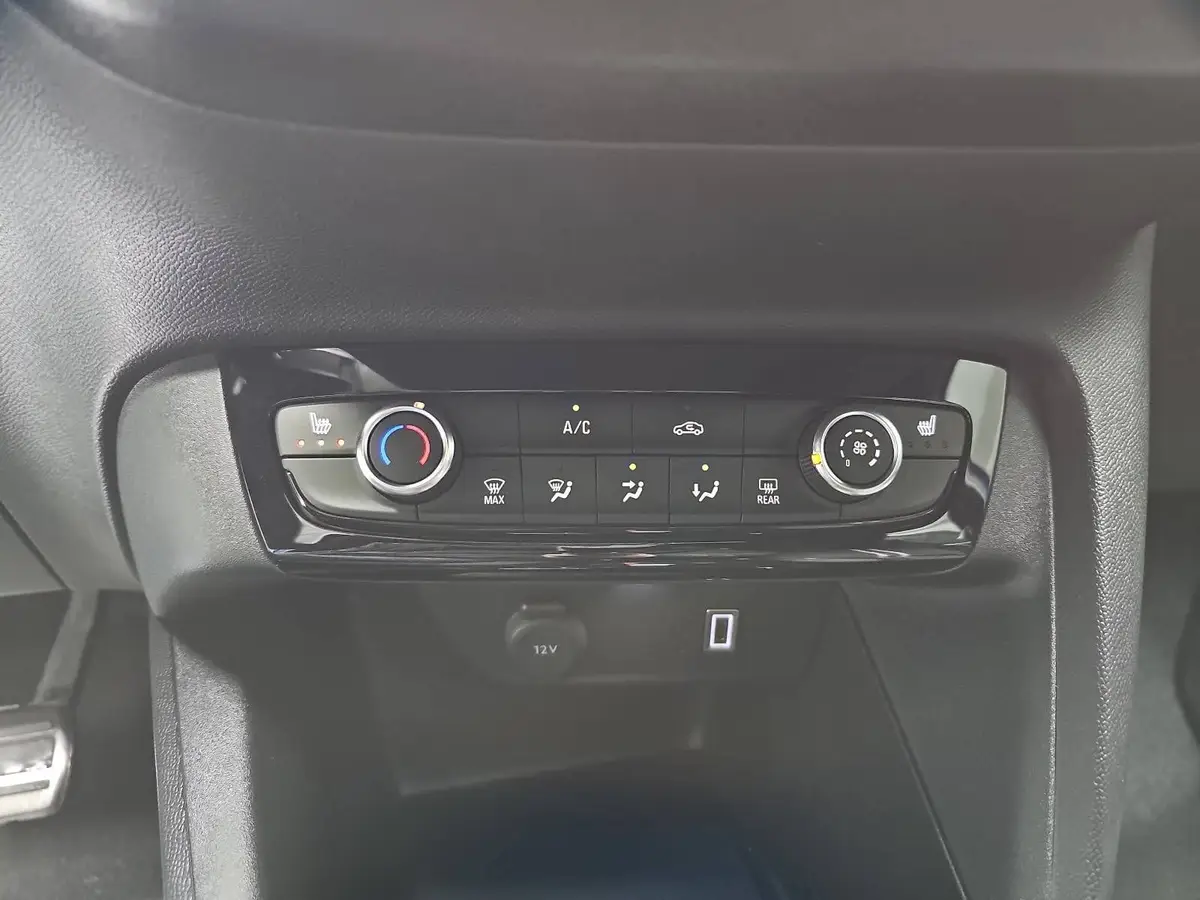 OPEL CORSA 1.2 TURBO AUTO. GS LED KLIMA SICHT WINTER DAB KAME