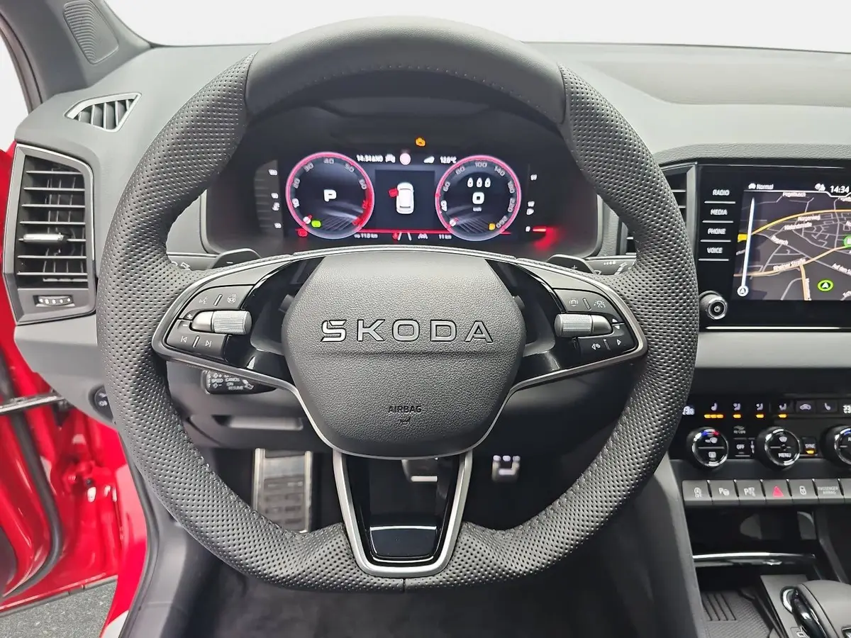 SKODA KAROQ 1.5 TSI DSG SPORTLINE NAVI LED-MATRIX PANO CANTON