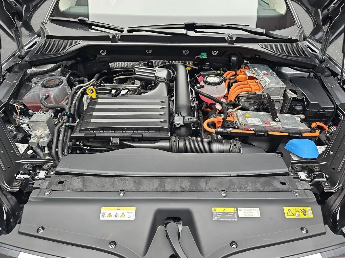 SKODA OCTAVIA COMBI 1.4 TSI IV DSG STYLE NAVI LM