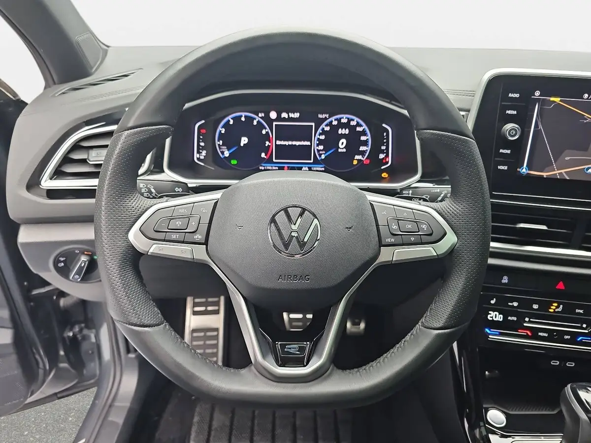 VW T-ROC 1.5 TSI DSG R-LINE NAVI LED-PLUS LM18