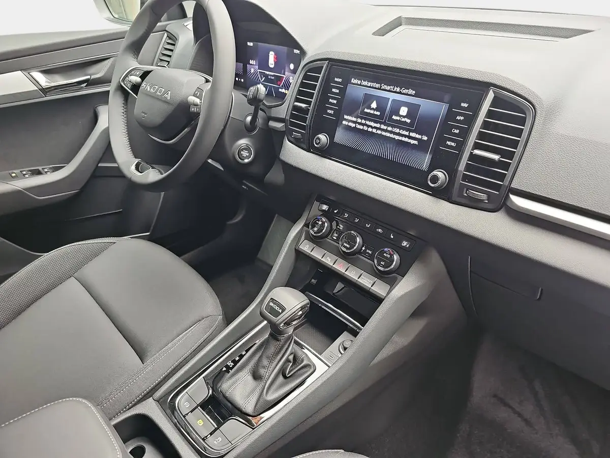 SKODA KAROQ 2.0 TDI DSG SELECTION LED AHK KAMERA