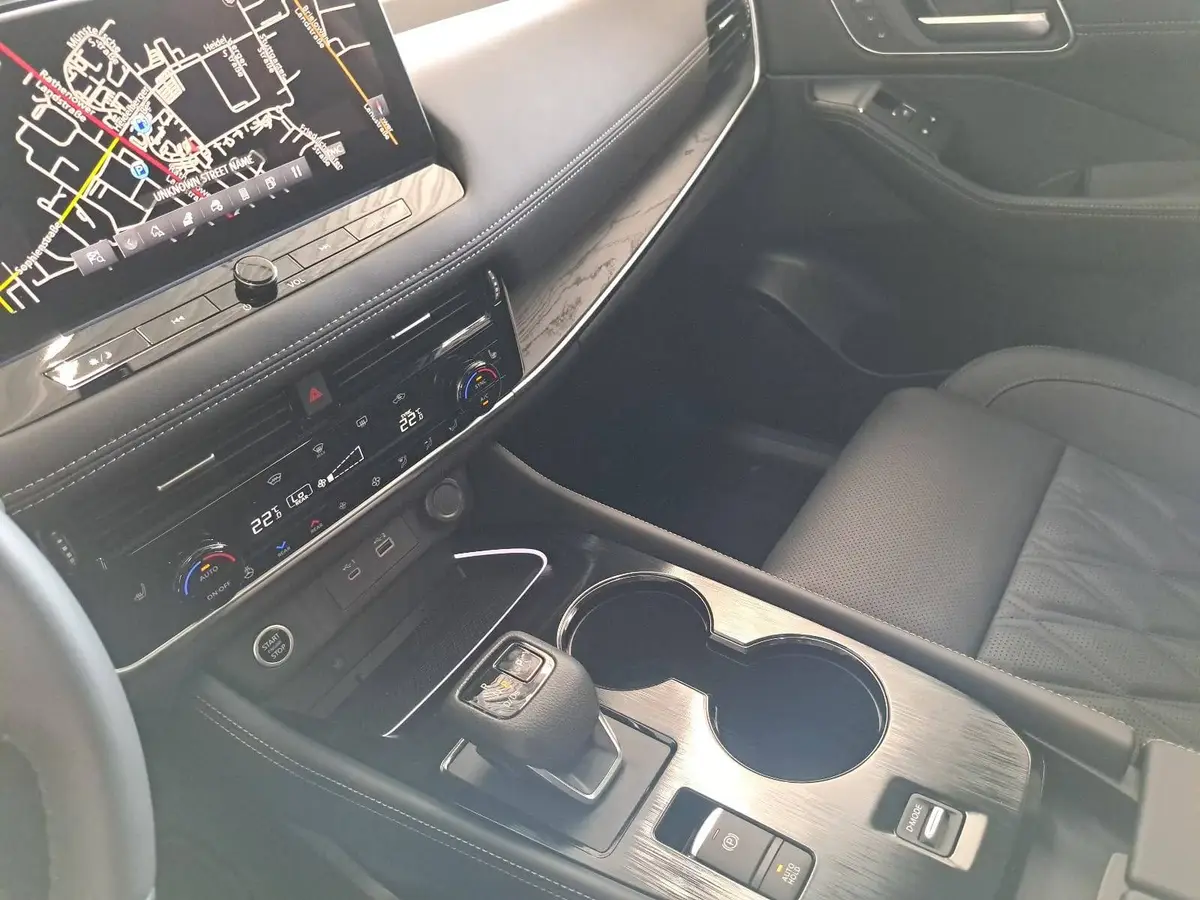 NISSAN X-TRAIL 1.5 VC-T MHEV AUTO. TEKNA+ 20ZOLL